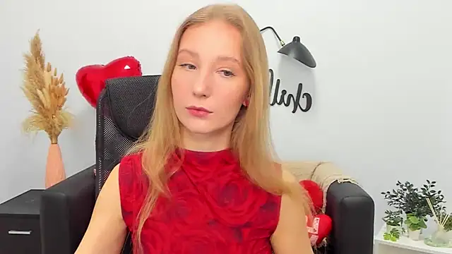 LolaWilsons online show from 02-14-25, 06:23