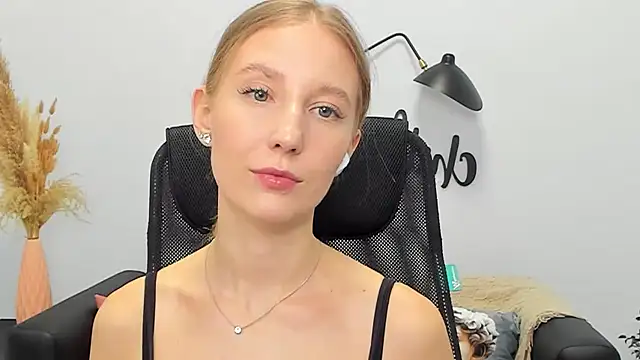 LolaWilsons online show from 03-13-25, 12:35