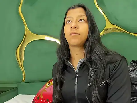 VaneLin18 online show from 01-07-26, 08:33