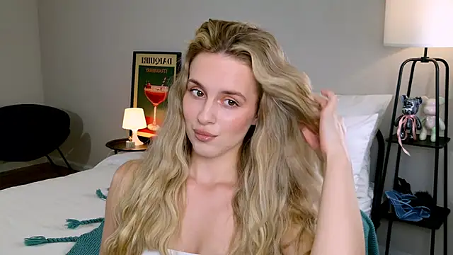 RozzitaBedberry online show from 10-08-25, 12:36