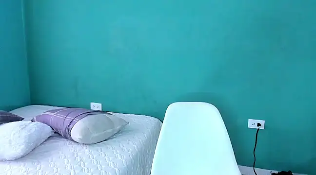 Snapshot of Chandler_ken chatting on 12-23-24, 08:36 Chandler ken online show from 12-23-24, 08:36