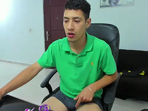 Chandler ken online show from 10-12-25, 08:46