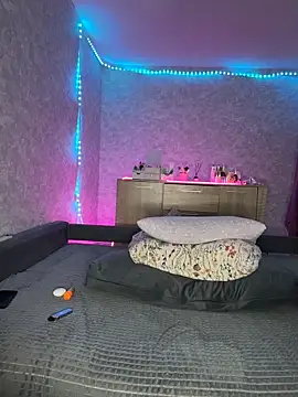 Evaaa Babiesss online show from 12-21-25, 06:04