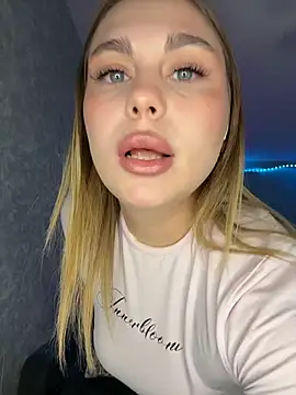 Evaaa Babiesss online show from 03-26-26, 04:56