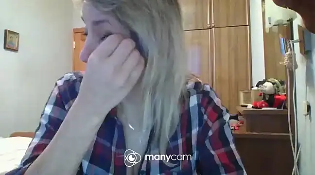 Snapshot of IrinaB1 chatting on 02-01-25, 01:30 IrinaB1 online show from 02-01-25, 01:30