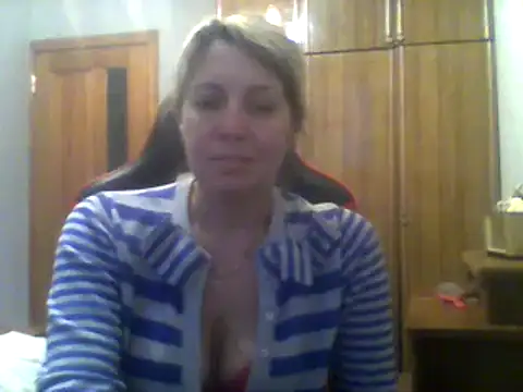 Snapshot of IrinaB1 chatting on 02-08-25, 03:00 IrinaB1 online show from 02-08-25, 03:00