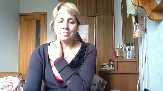 Snapshot of IrinaB1 chatting on 03-15-25, 02:12 IrinaB1 online show from 03-15-25, 02:12