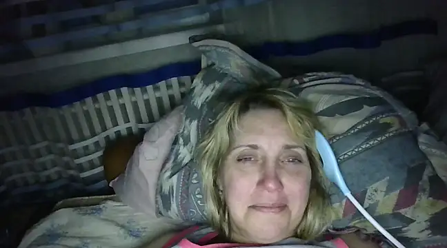 Snapshot of IrinaB1 chatting on 03-18-25, 07:42 IrinaB1 online show from 03-18-25, 07:42