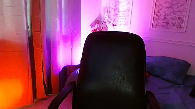 Susana hank2 online show from 02-24-25, 08:14