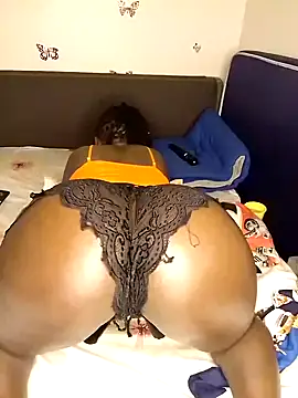 Snapshot of Queen-sluty2 chatting on 03-10-25, 08:23 Queen-sluty2 online show from 03-10-25, 08:23