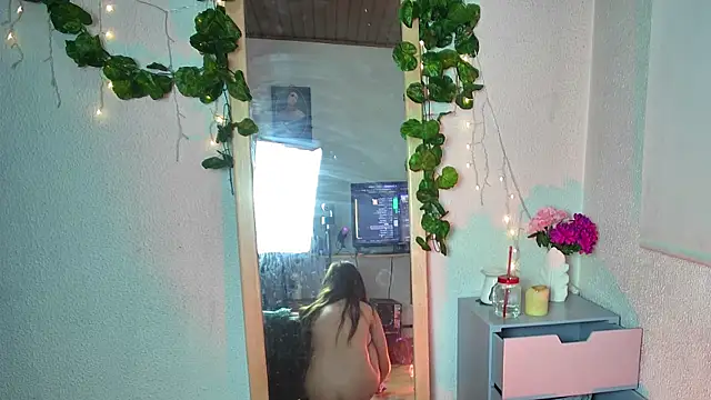 ari kat online show from 01-18-25, 06:24