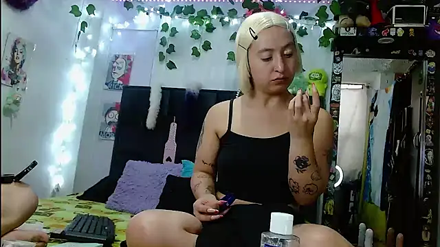 the lesbian game online show from 07-27-26, 05:31