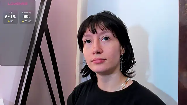 lizzy davis 1 online show from 12-19-25, 11:50