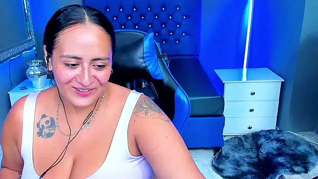 Snapshot of NikolPervertUnlimit chatting on 09-12-25, 10:32 NikolPervertUnlimit online show from 09-12-25, 10:32