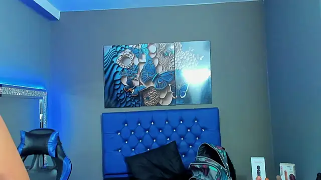 Snapshot of NikolPervertUnlimit chatting on 10-04-25, 09:13 NikolPervertUnlimit online show from 10-04-25, 09:13