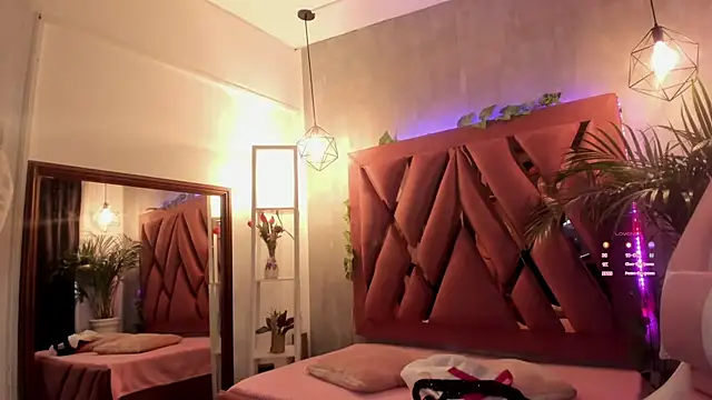 Haelycute online show from 03-13-25, 11:41