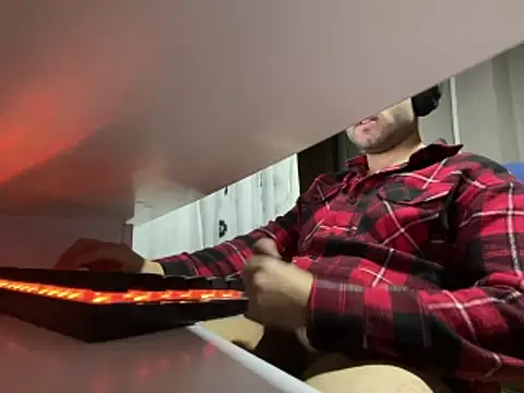 Snapshot of champertrr chatting on 03-09-26, 01:09 champertrr online show from 03-09-26, 01:09