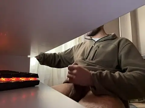 Snapshot of champertrr chatting on 03-15-26, 05:02 champertrr online show from 03-15-26, 05:02