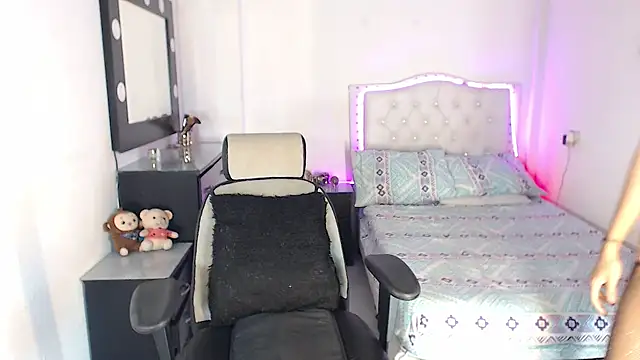 Alexia Dolly online show from 12-02-24, 10:23