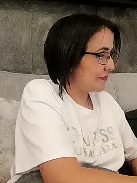 IsisBlake online show from 01-18-25, 01:51