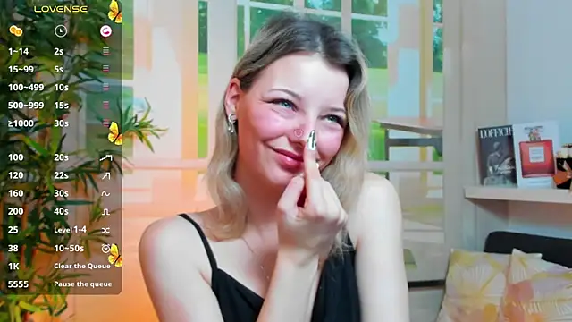 Snapshot of pretty_little_thing chatting on 01-29-25, 03:04 pretty little thing online show from 01-29-25, 03:04