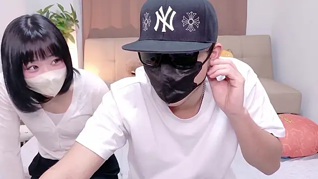 Mia--meow online show from 11-08-25, 04:12