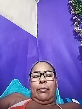 Afroditabichota online show from 09-10-25, 11:16