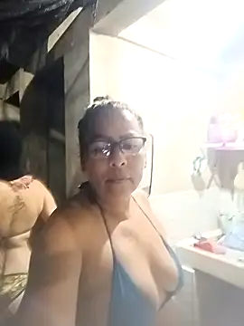 Afroditabichota online show from 10-05-25, 02:10