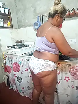 Afroditabichota online show from 10-26-25, 04:02