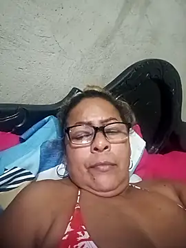 Afroditabichota online show from 11-20-25, 11:04