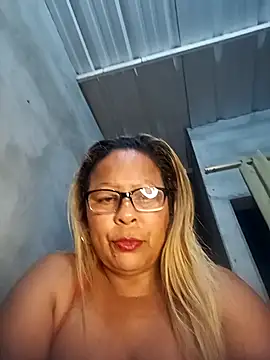 Afroditabichota online show from 11-24-25, 10:53