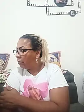 Afroditabichota online show from 11-26-25, 12:00