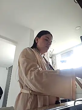 valery mora online show from 12-12-24, 05:26