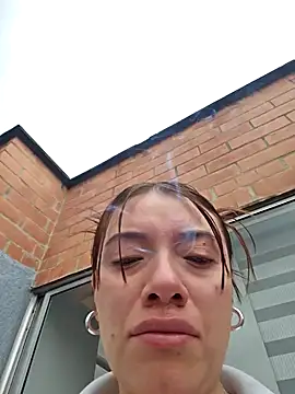 valery mora online show from 02-11-25, 01:41