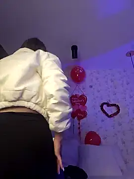 valery mora online show from 02-12-25, 01:27