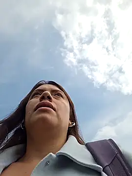 valery mora online show from 03-01-25, 02:23