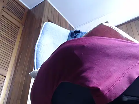 Snapshot of lover_camer chatting on 09-29-25, 03:50 lover camer online show from 09-29-25, 03:50