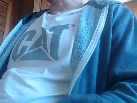 lover camer online show from 11-19-25, 01:22