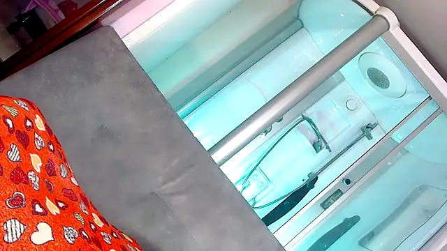 sexy-luna-star-ts online show from 10-04-25, 02:42