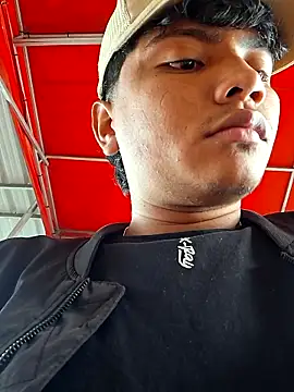  Ottis  online show from 11-19-25, 06:19