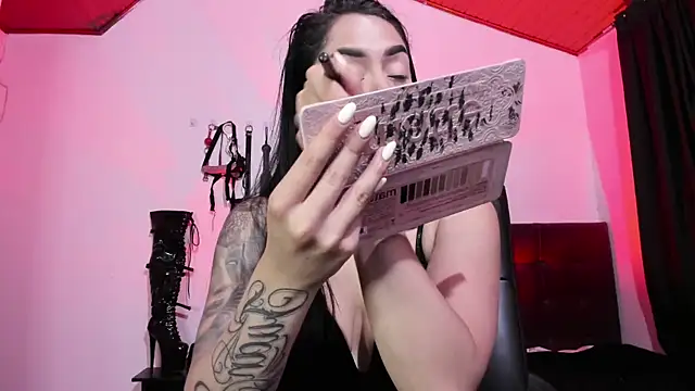 MistressVenena online show from 09-18-25, 09:17