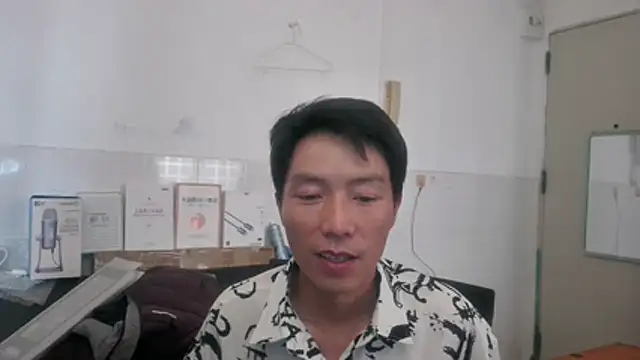Snapshot of xhqds chatting on 05-29-26, 08:12 xhqds online show from 05-29-26, 08:12