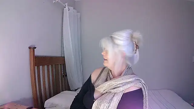 Miahotmilf online show from 01-29-25, 06:50