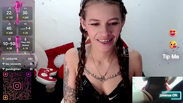 Snapshot of sweetlittlelisa chatting on 12-03-24, 09:45 sweetlittlelisa online show from 12-03-24, 09:45