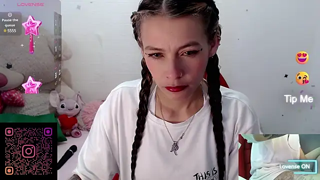 Snapshot of sweetlittlelisa chatting on 12-09-24, 09:26 sweetlittlelisa online show from 12-09-24, 09:26