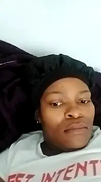 Snapshot of lovelyassbitch chatting on 02-18-25, 05:31 lovelyassbitch online show from 02-18-25, 05:31