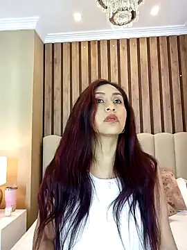 Snapshot of MonicaMoret chatting on 02-06-25, 12:05 MonicaMoret online show from 02-06-25, 12:05