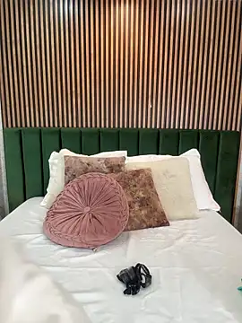 MonicaMoret online show from 03-17-26, 12:08