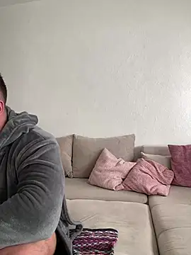 belle98 online show from 03-20-25, 02:42