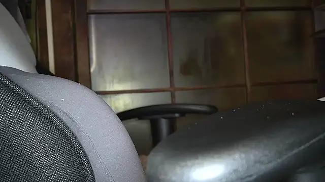 Snapshot of hidenyan02 chatting on 12-12-24, 05:26 hidenyan02 online show from 12-12-24, 05:26